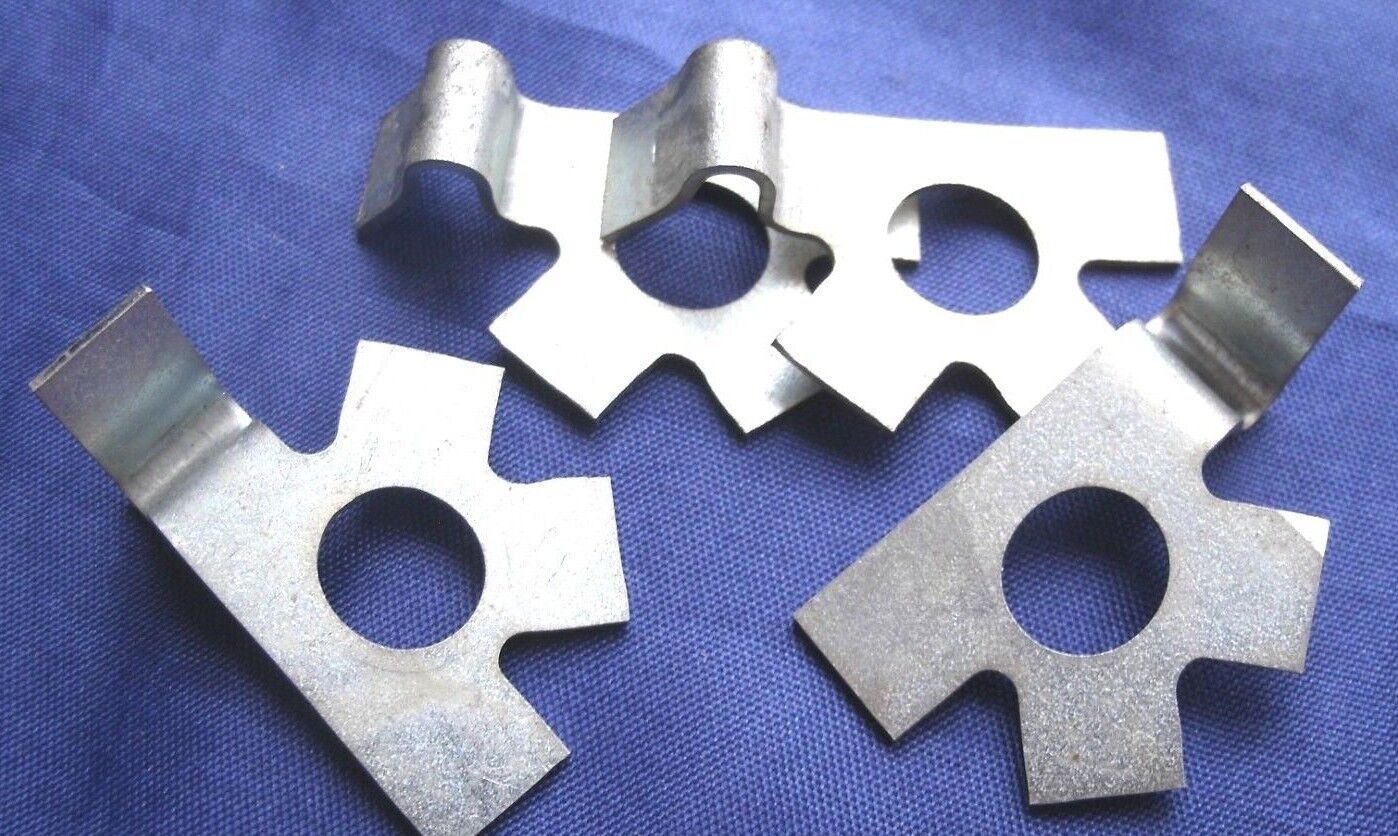 FORD LOTUS CORTINA MK 1 ANTI ROLL BAR LOCK TAB SET READY TO FIT.