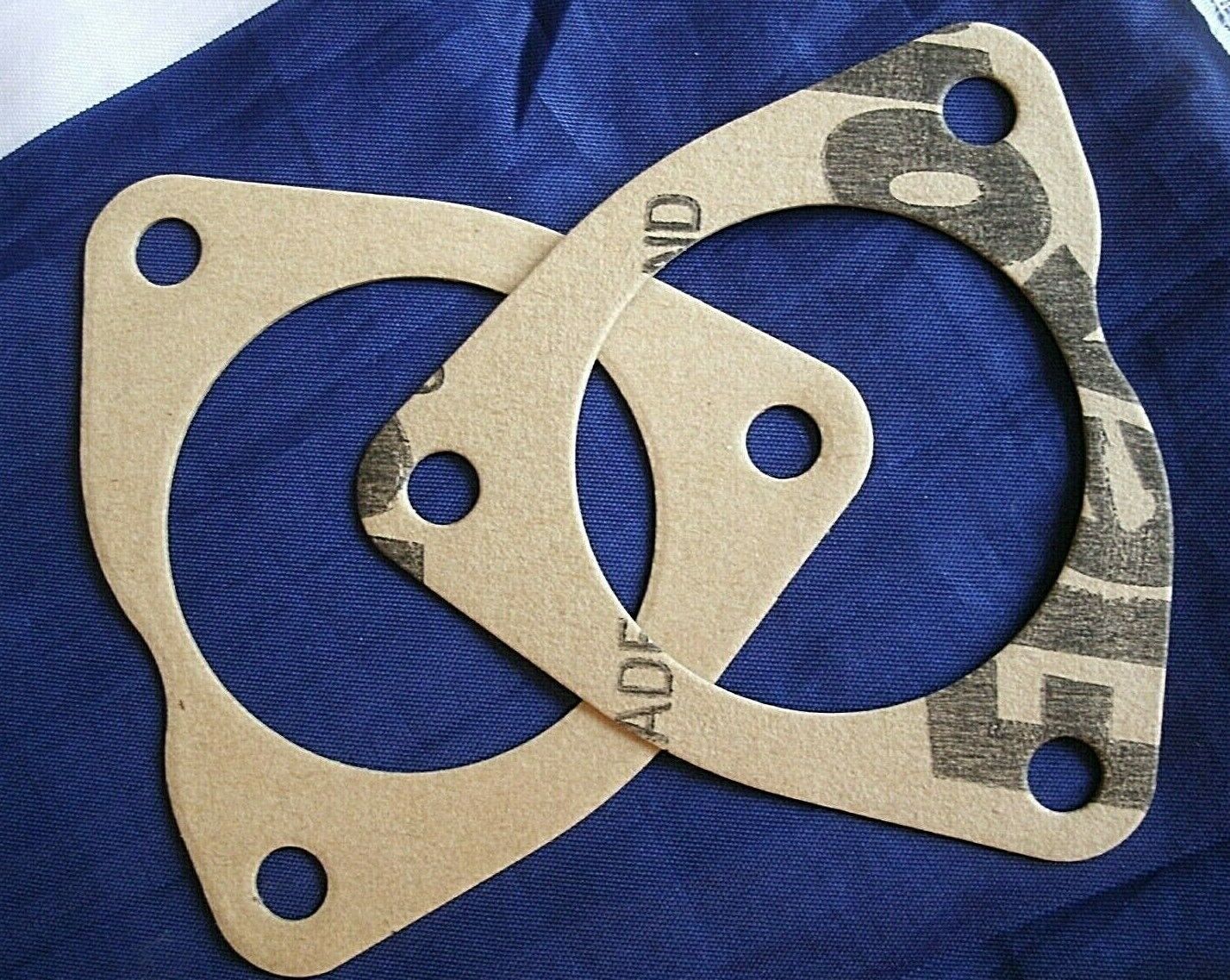 NEW ROVER P5 3 LITRE ALL MODELS ONE COOLANT SYSTEM THERMOSTAT GASKET 1959 0N