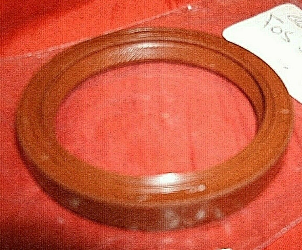One New Triumph Stag V8 3 litre Rear Crankshaft oil seal 093