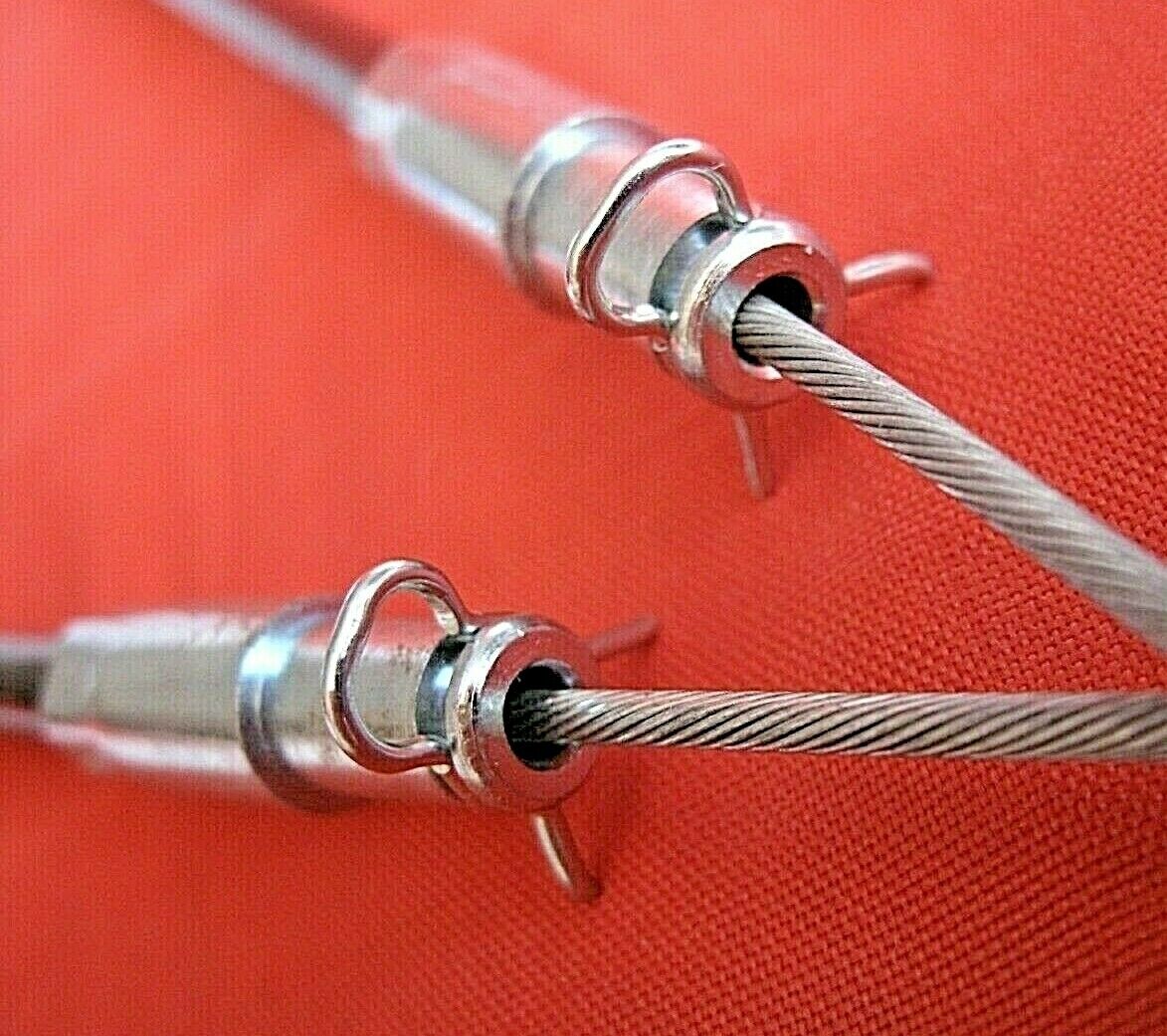 ROVER P6B 1 New Pair of Cold start Choke Cable Fixing clips to Carburetor body