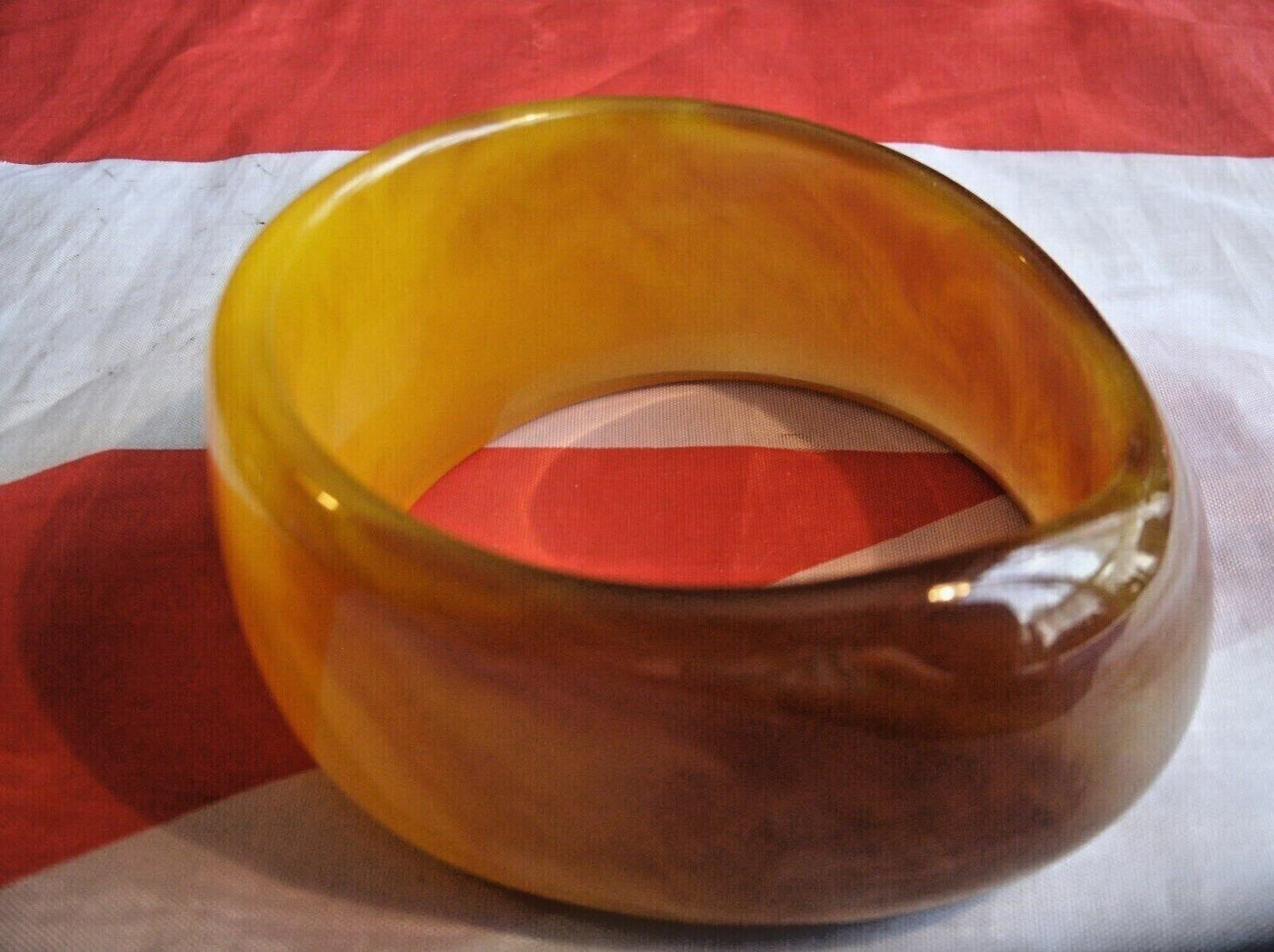 One Beautiful Vintage Bakelite Bangle In A Lovely Tortoiseshell Colour Very Nice