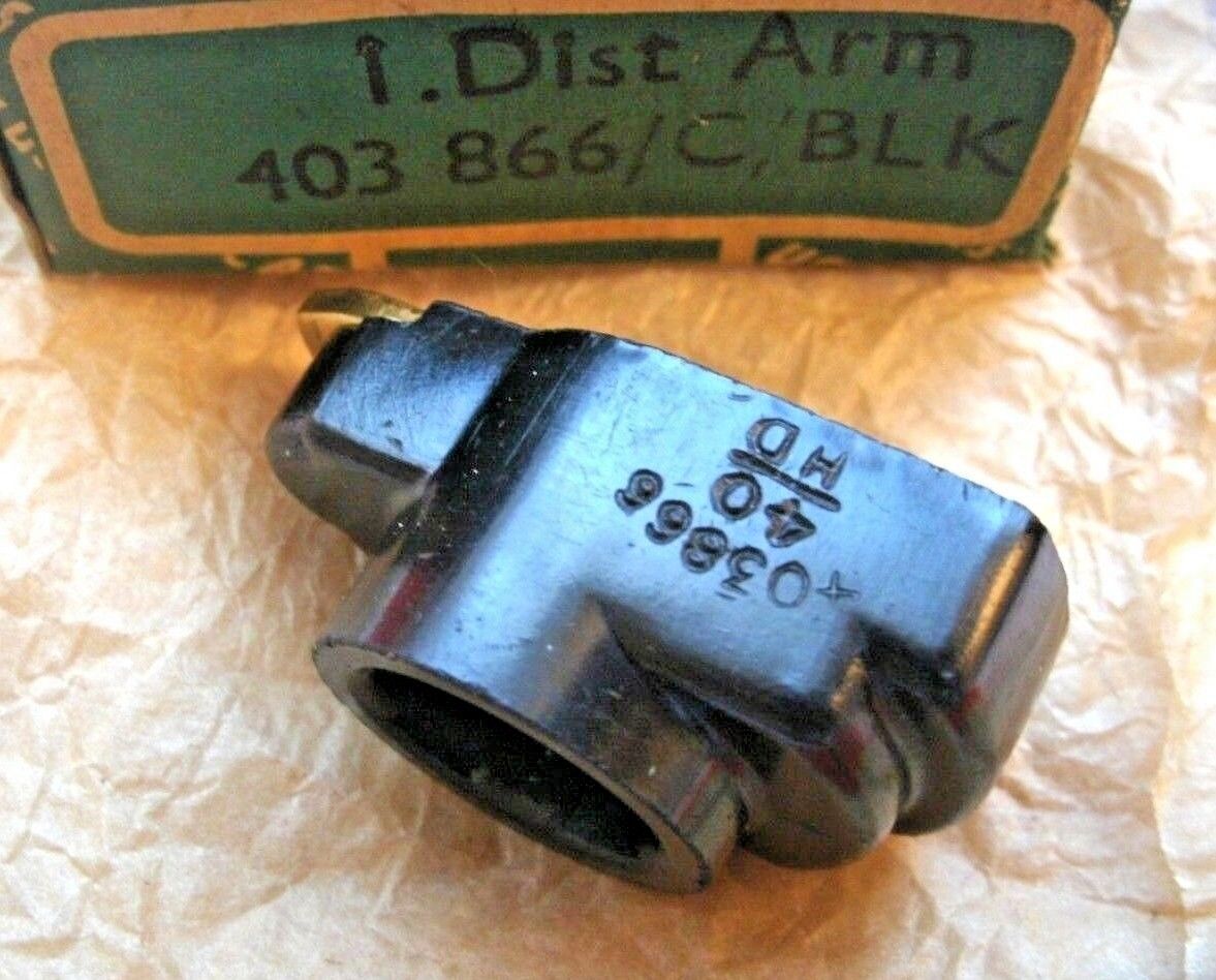 One NOS Lucas Rotor Arm 403836 With Box.