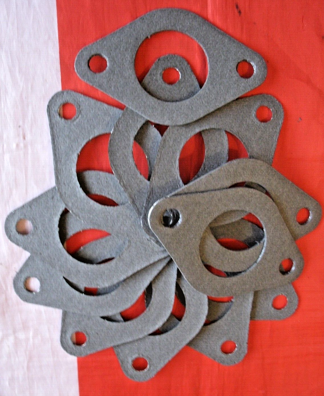 JAGUAR E TYPE V12 one Set Of  12 Exhaust Manifold to Cylinder head Gaskets C3392