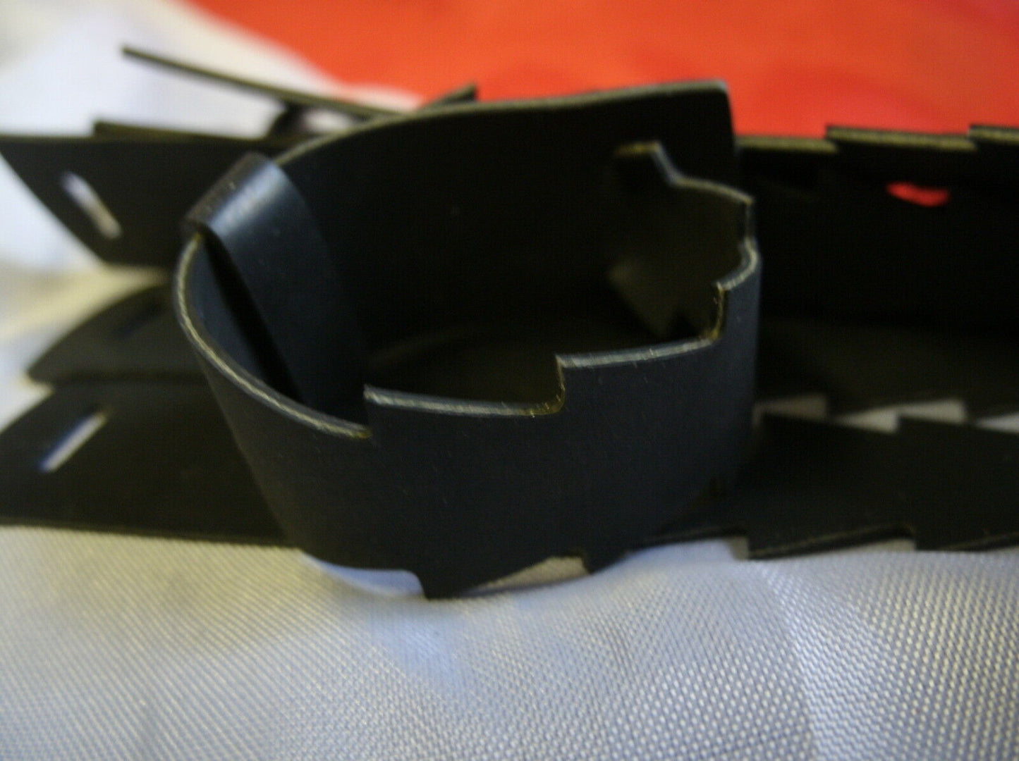 LAND RANGE ROVER P6 2000 2200 3500 3500s NADA NEW ELECTRICAL CABLE CLEAT or TIE