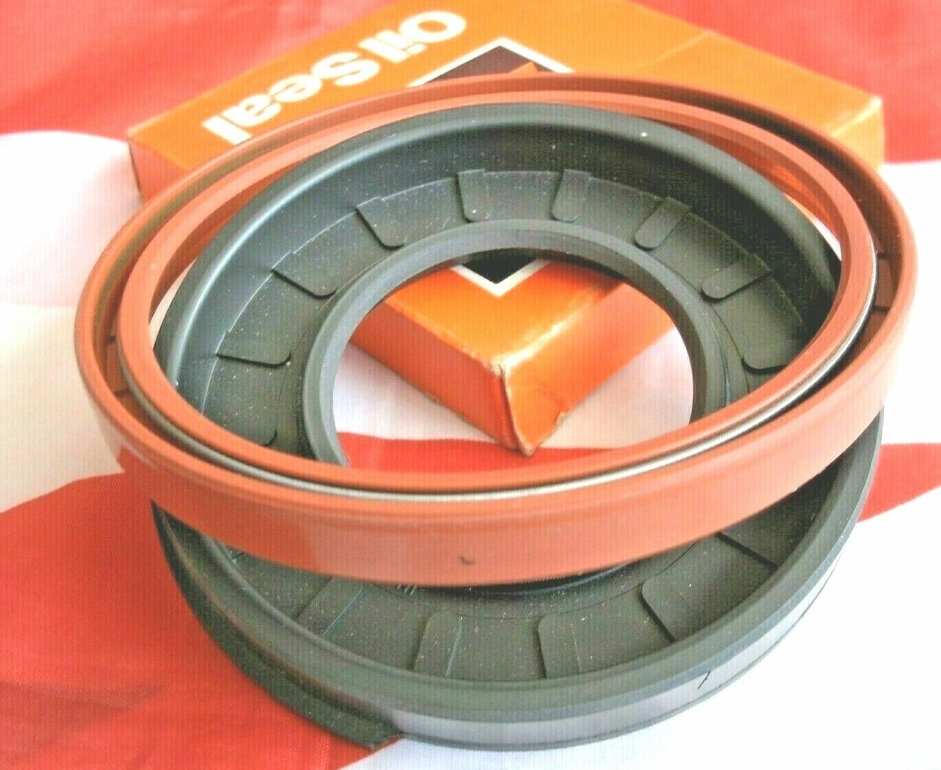 One NOS Pair Of Front & Rear Rover P6 2000 2200 Crankshaft Oil Seal,s 1963 1977.