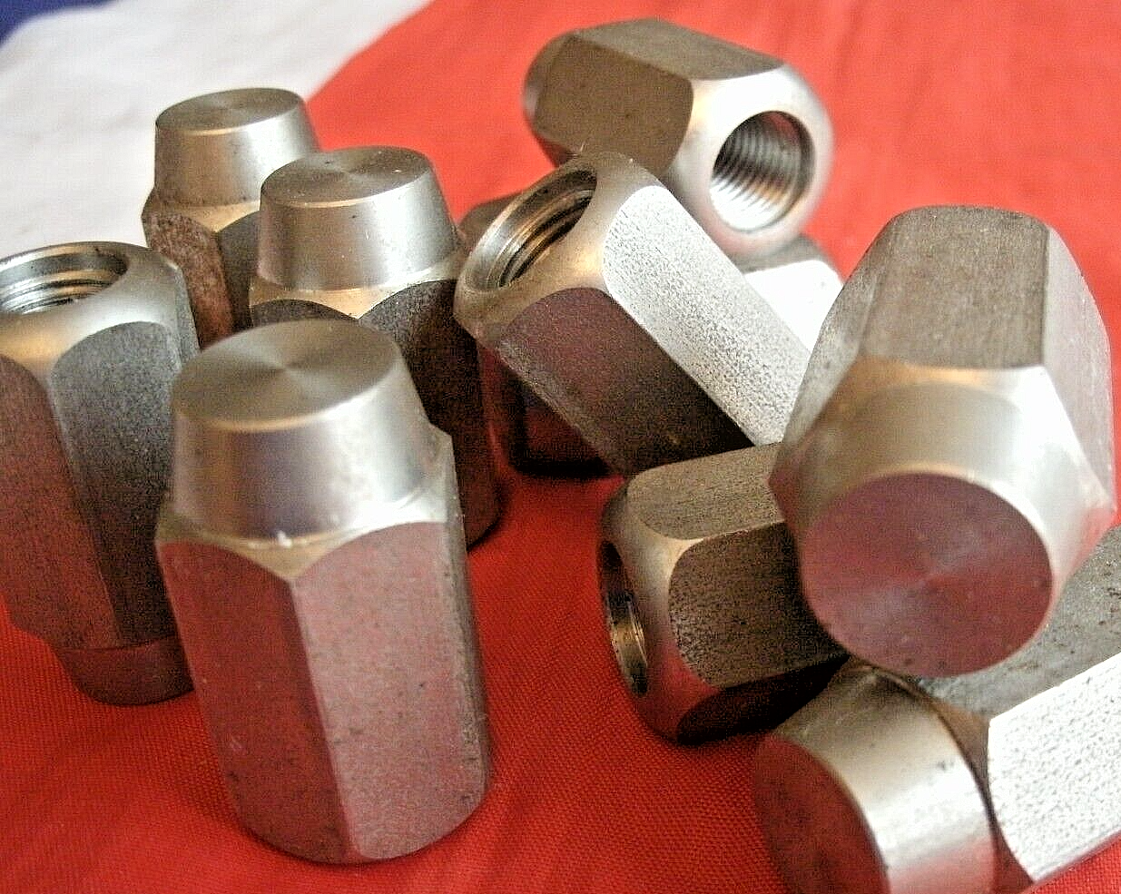 One New Set of Rover P5B Saloons & Coupe Stainless Steel Wheel Nuts +3/8 Socket.