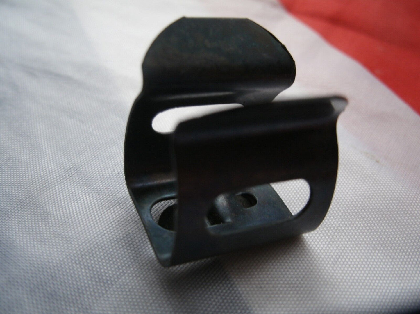 NOS Rover P6 2000 TC Cold Start Chock Twin Cable Mounting Clip Airbox intake.