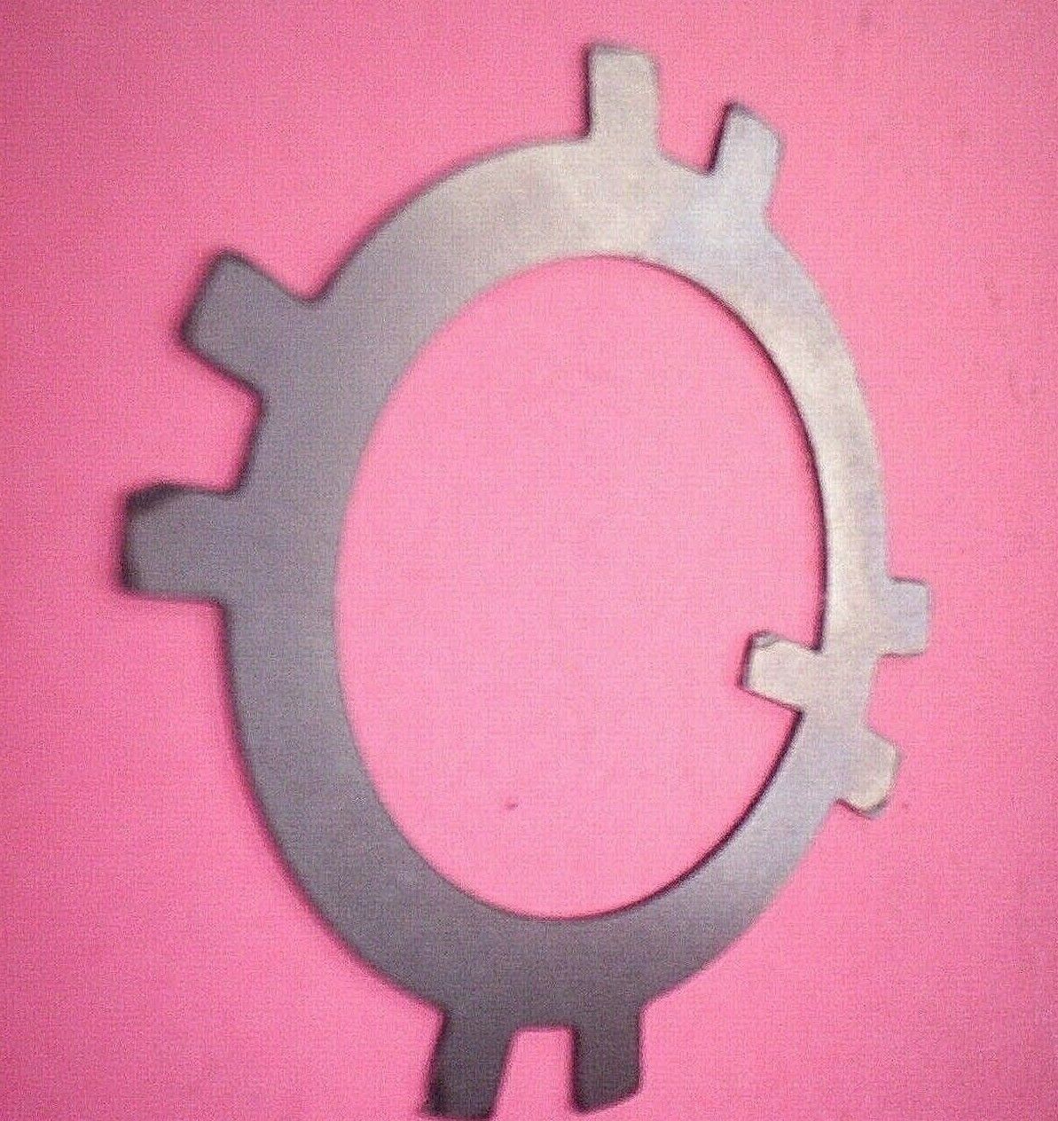 NEW FORD CONSUL ZODIAC ZEPHYR REAR WHEEL BEARING LOCK TAB FOR NEAR & OFF SIDE.