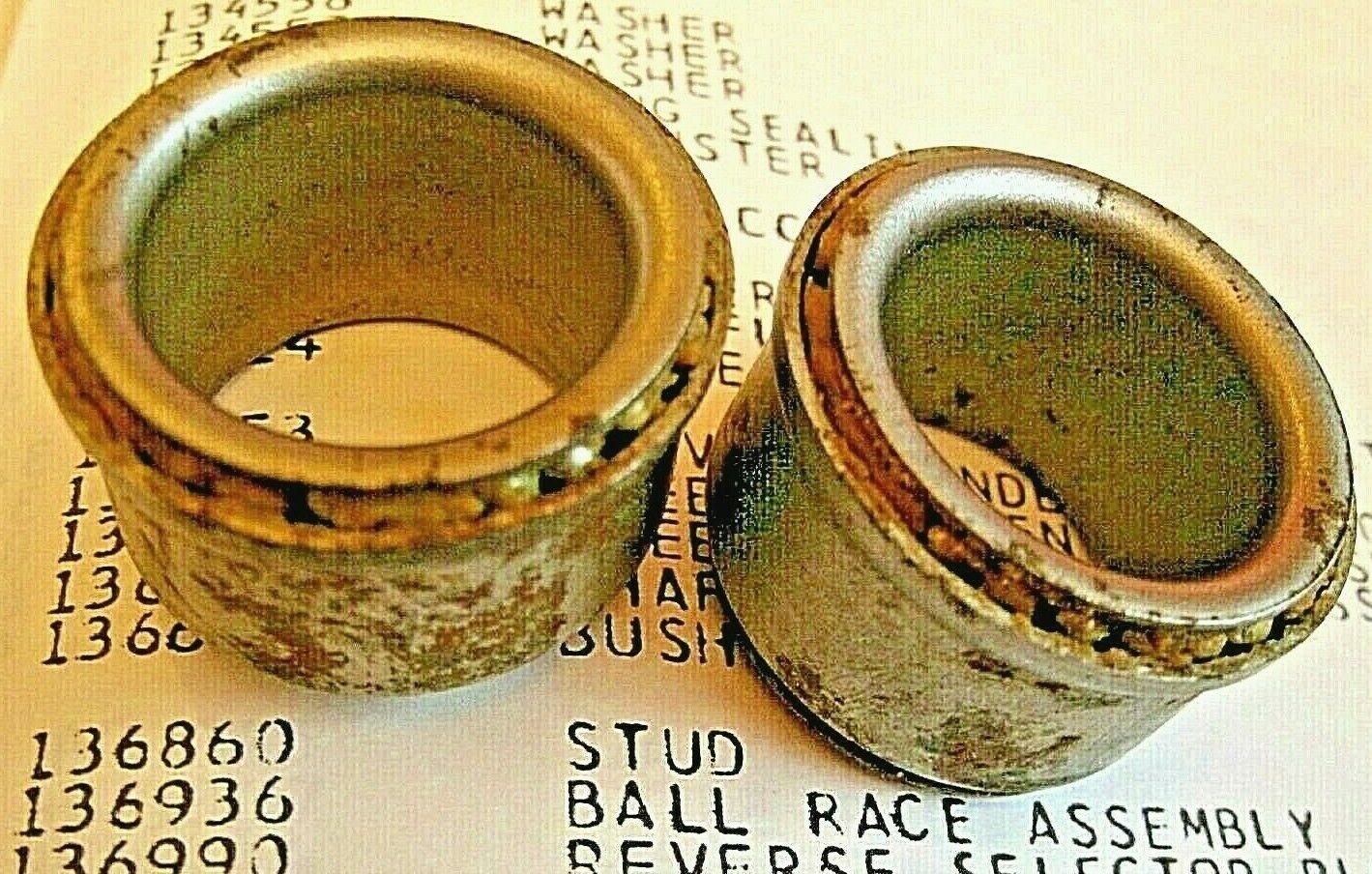 One Pair NOS Triumph Stag V8 Upper Steering column Ball Race Assemblies 136936