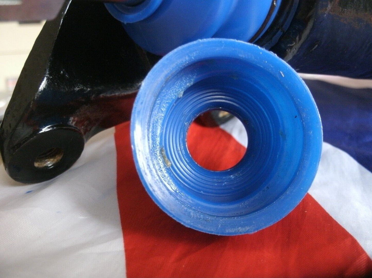 1 new Rover P6 Flexible Dust Cover For The Lower Ball Joint For the Front Swivel