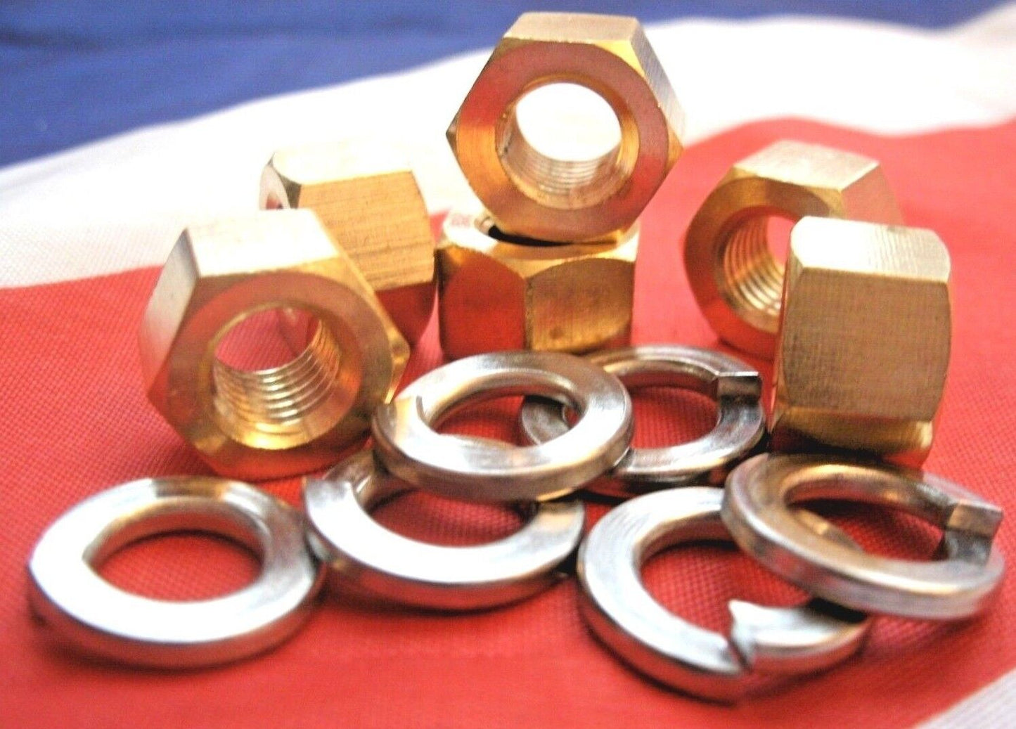 NEW ROVER P6B V8 1967 to 1977 SET OF 6 BRASS EXHAUST MANIFOLD NUT & WASHER KIT.