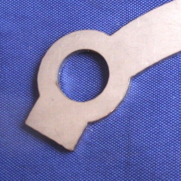 NEW ROVER P6 REAR DRIVE SHAFT OUTER LOCK TAB WHEEL BEARING