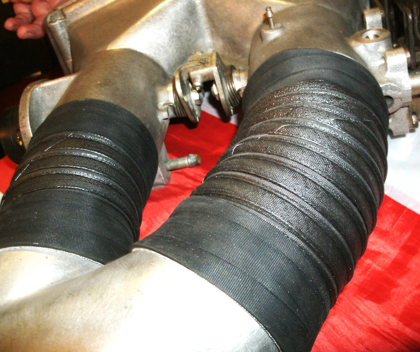 Rover SD1 V8 Twin Plenum One Pair Of Induction Hoses.
