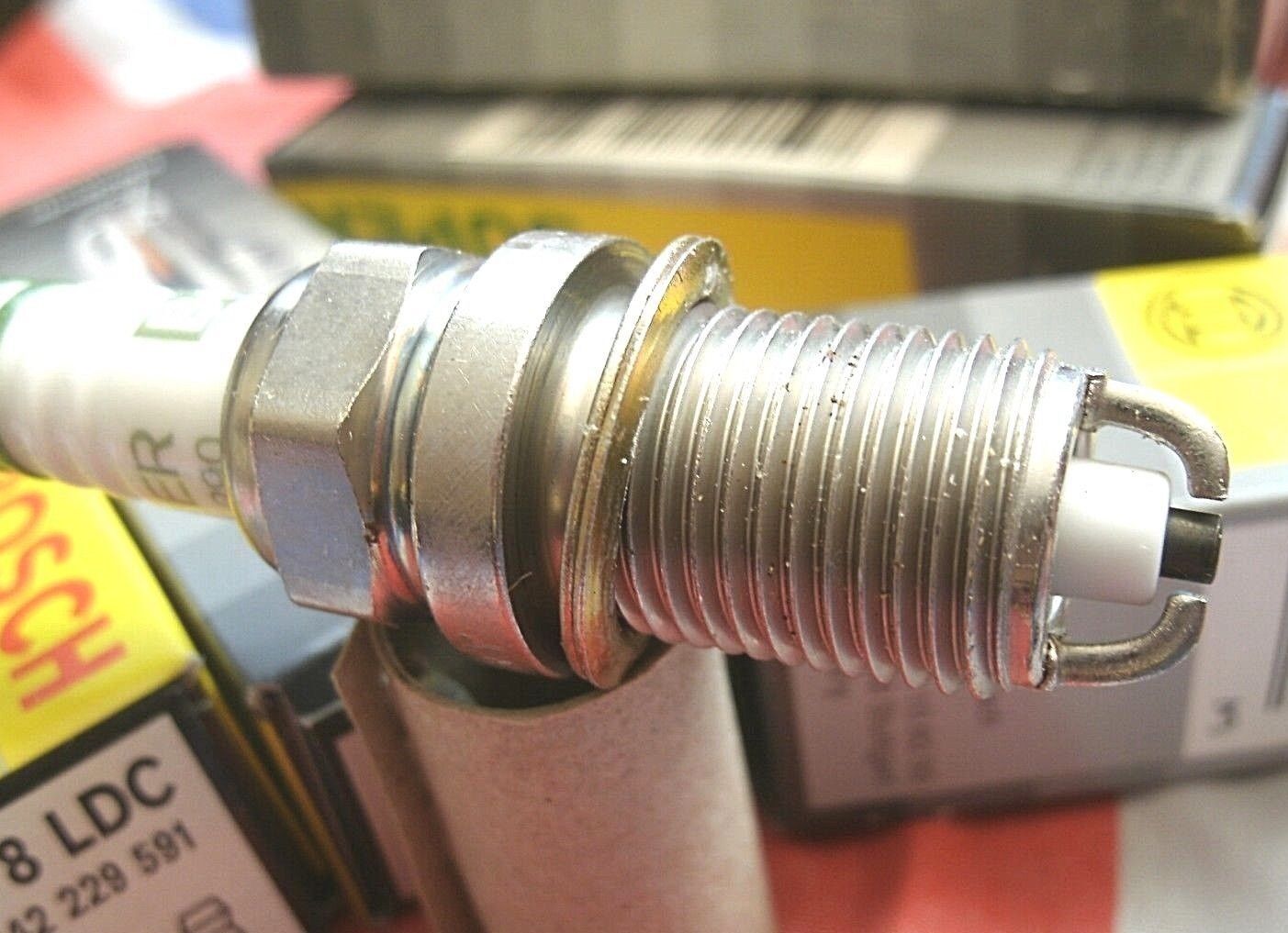 ONE SET OF 10 FR 8 LDC Genuine Boxed Bosch Palatine Spark Plugs 0 242 229 591