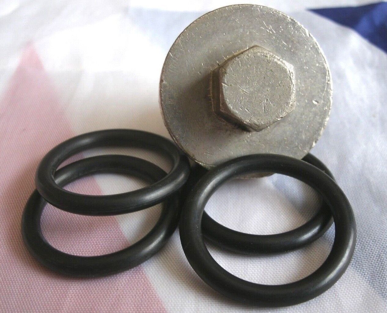 New Land Rover 6 Cylinder Exhaust Tappet Side Cover Fixing Bolt Rubber O Rings