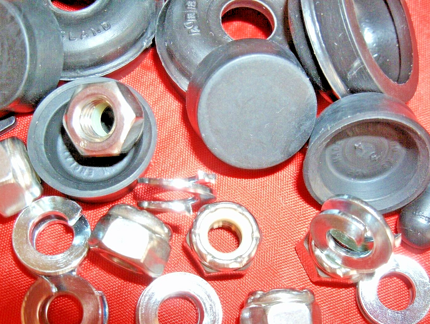 1 Rover P4 Rear Brake Cylinders Car set Rubber Seals & Lock nuts Special Washers