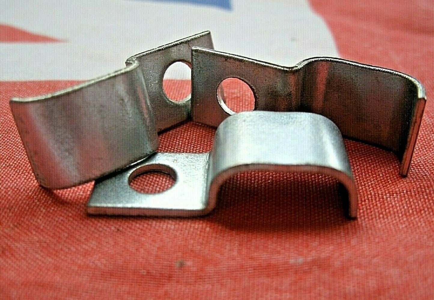 3 New 3/16 Twin Metal Brake Pipe Fitting Clips Clamps Steel With Plated finish