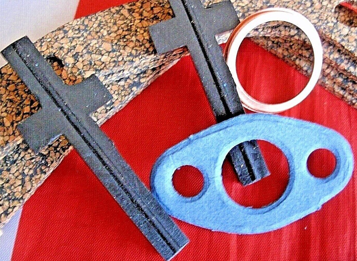 Land Rover V8 ONE CORK Sump Gasket Set with washer pick up T pieces.