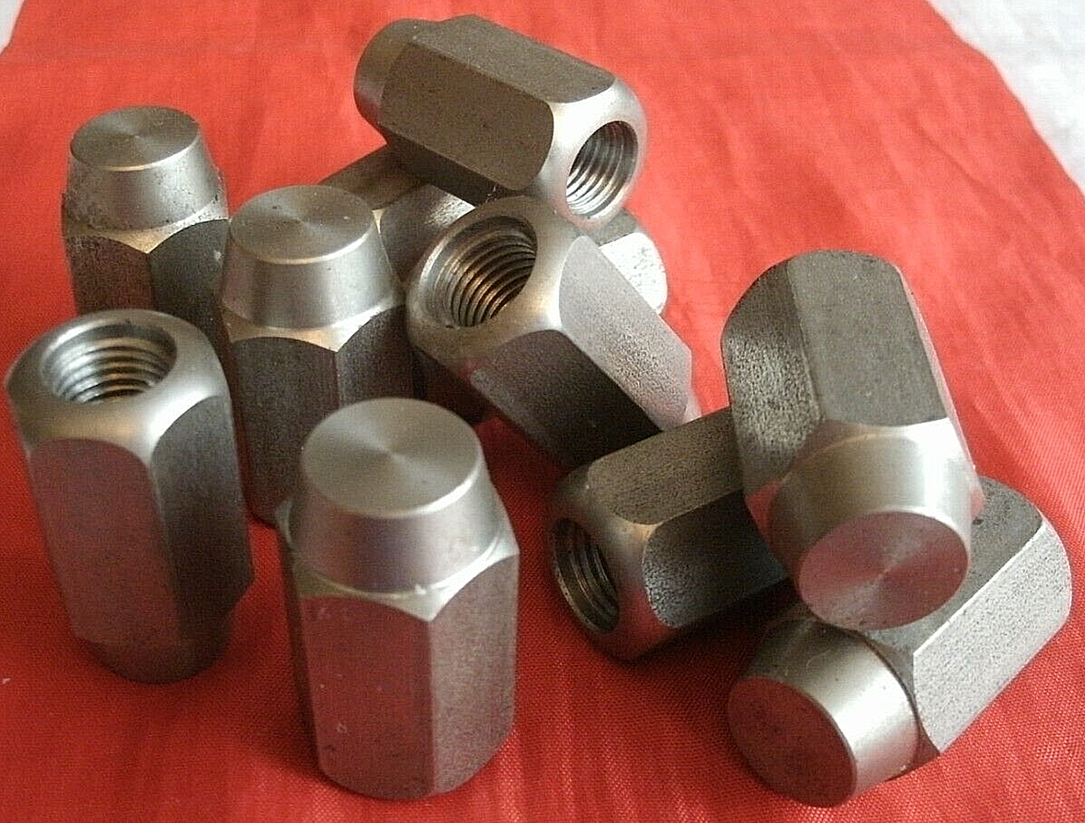 One New Set of Rover P5B Saloons & Coupe Stainless Steel Wheel Nuts +3/8 Socket.