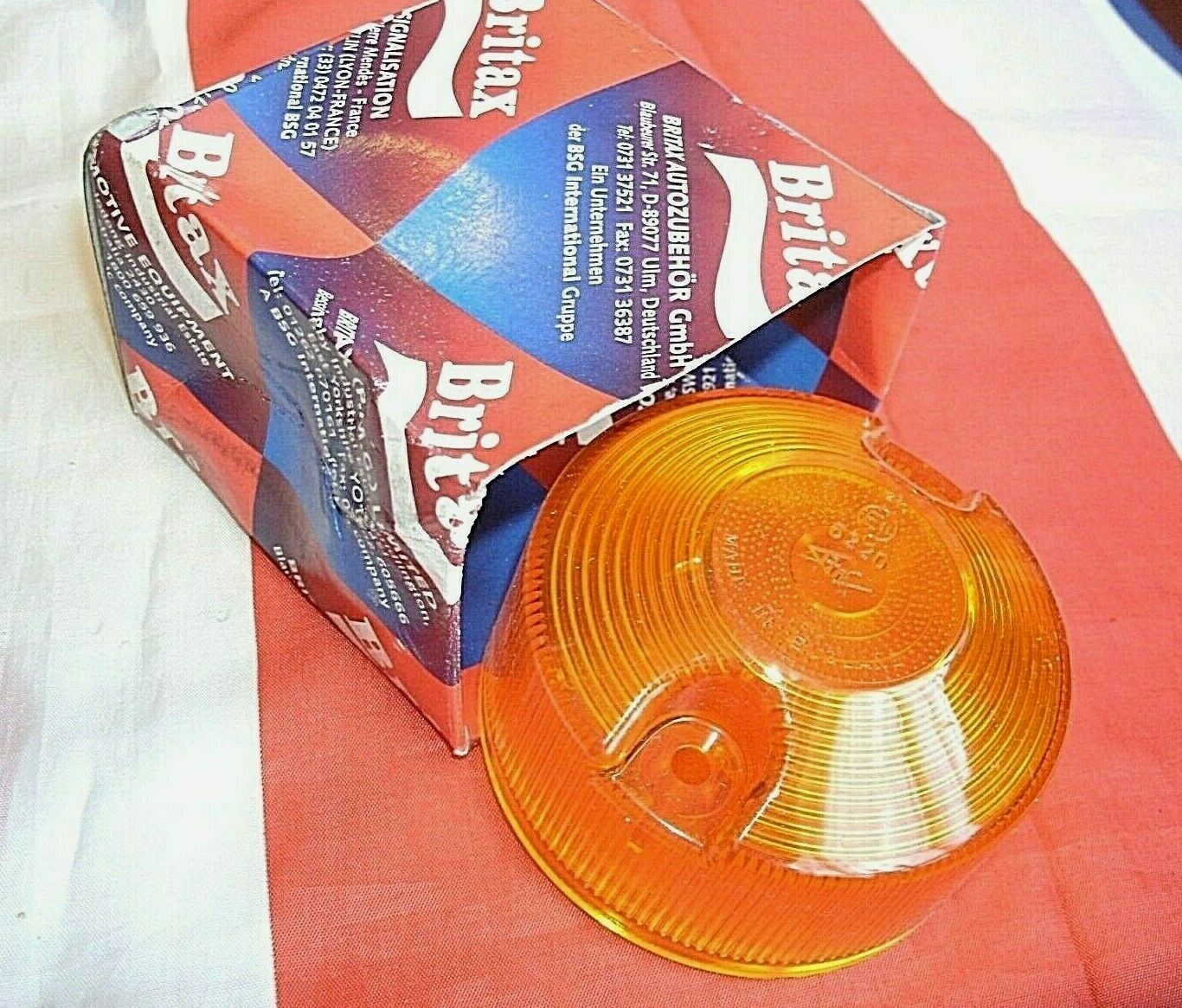 NOS One Britax Amber Light Lens 6220 Box 10101.7189 New Old Stock. 3"x 1,3/8"