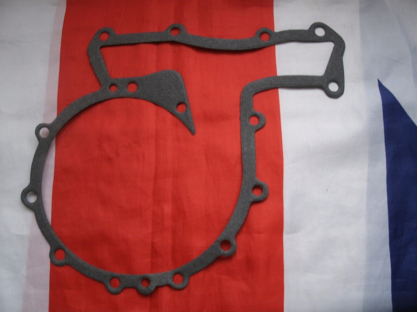 NEW ROVER P6 V8 WATER SYSTEM OUTLET PIPE REAR OF INLET MANIFOLD 2 BOLT GASKET