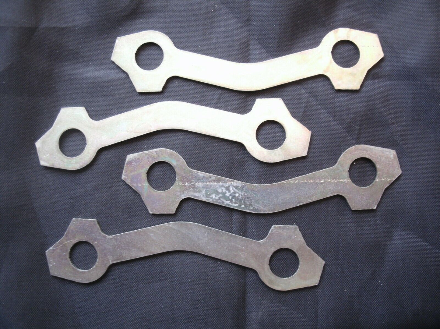 New Ford Escort MK1,2 Capri MK 1,2,3 Cortina MK2 Set Of 4 Engine Mount Lock Tabs