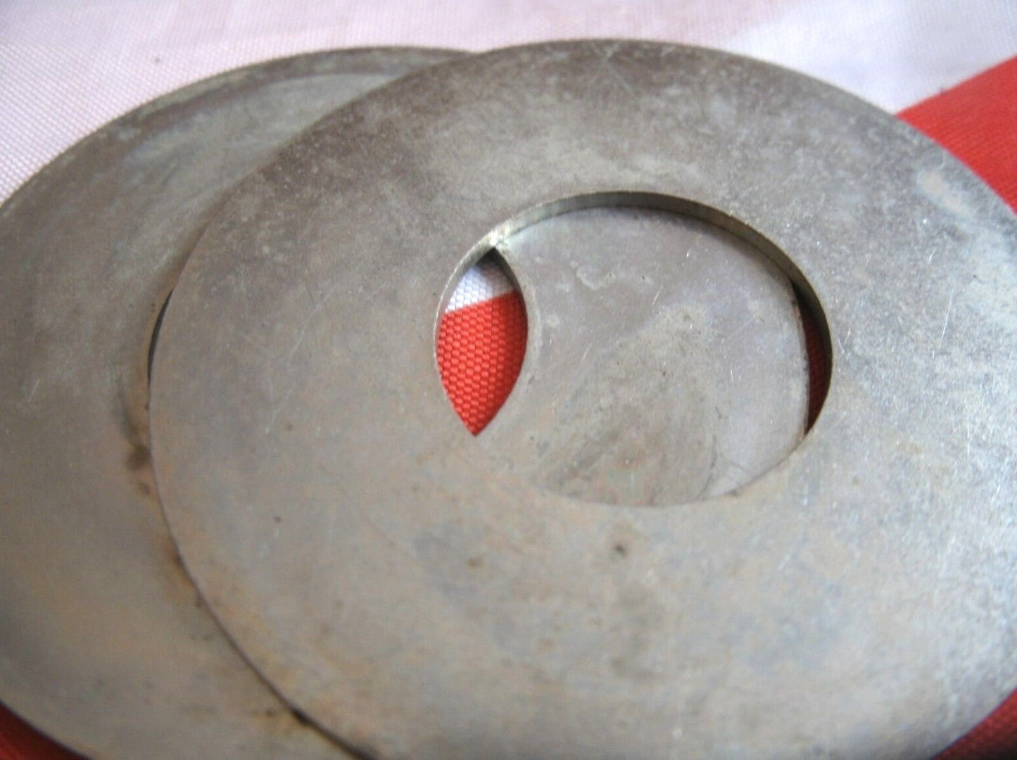 NEW ROVER P6 REAR DRIVE SHAFT OUTER LOCK TAB WHEEL BEARINGs