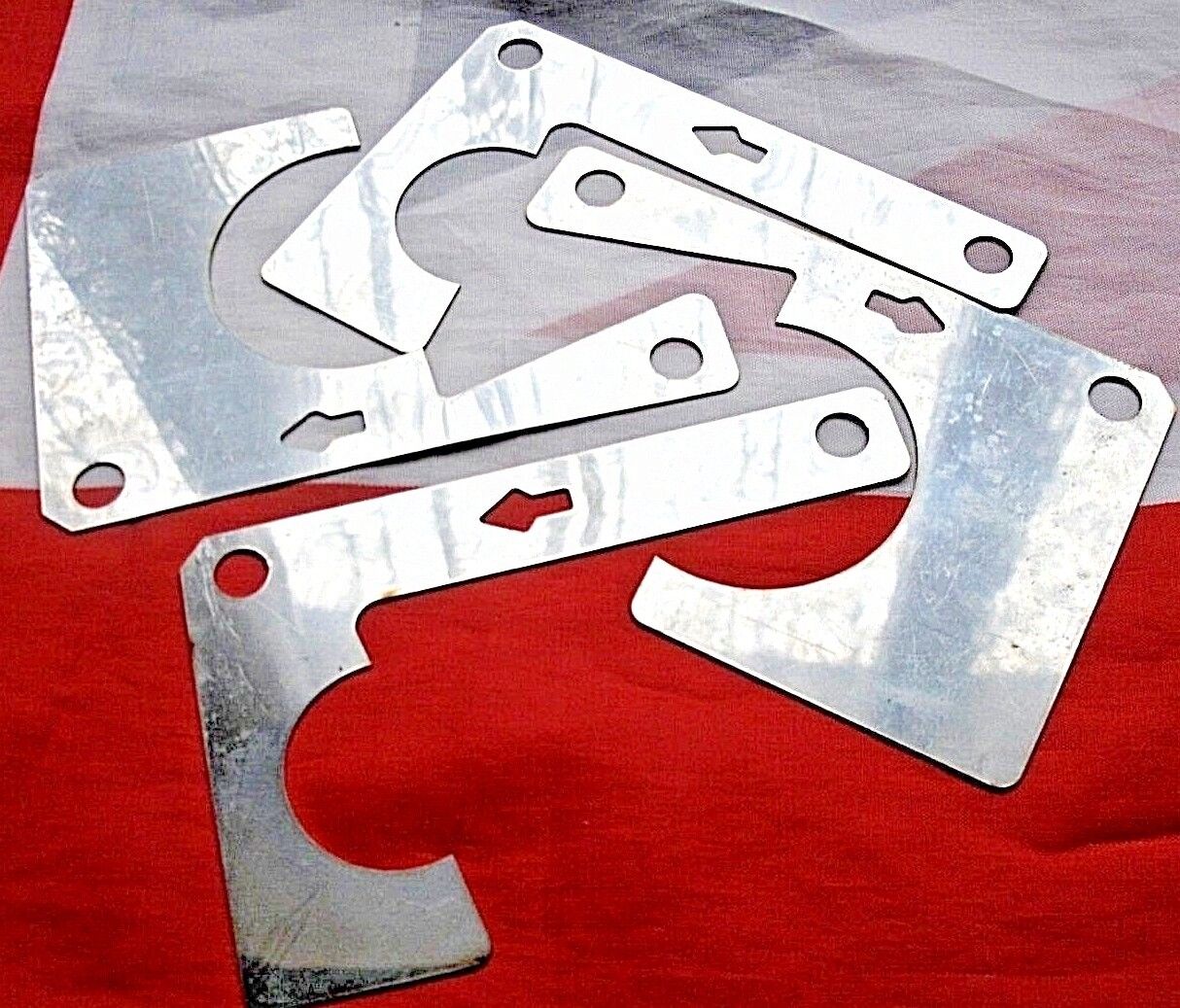 One New Set 4 Rover P6 V8 Front Brake Caliper Anti Rattle Shims Stainless Steel
