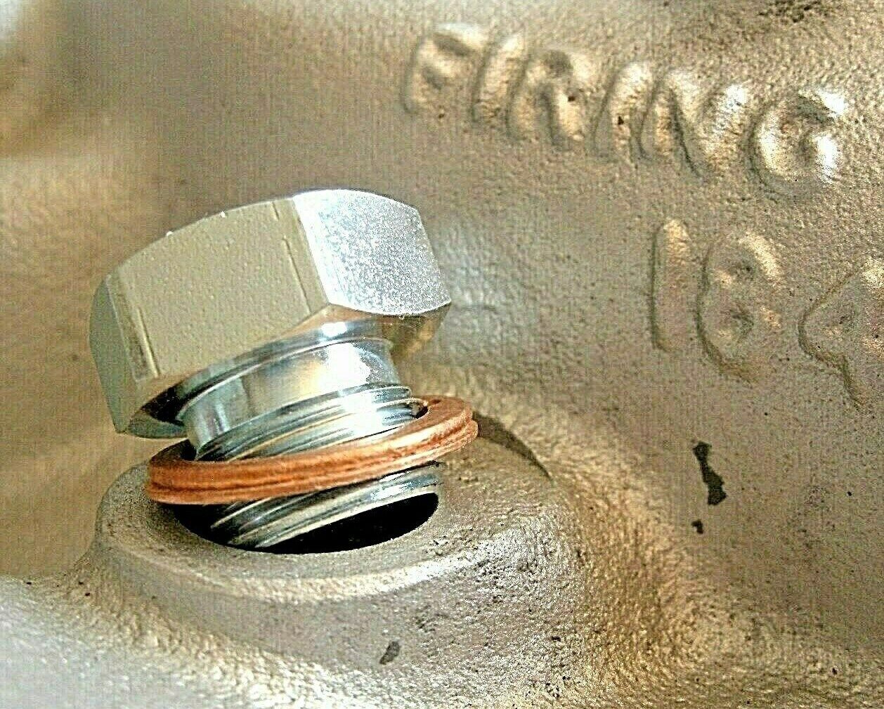 Rover V8 Carburettor Inlet Manifold Blanking plug & copper washer 603224  232043