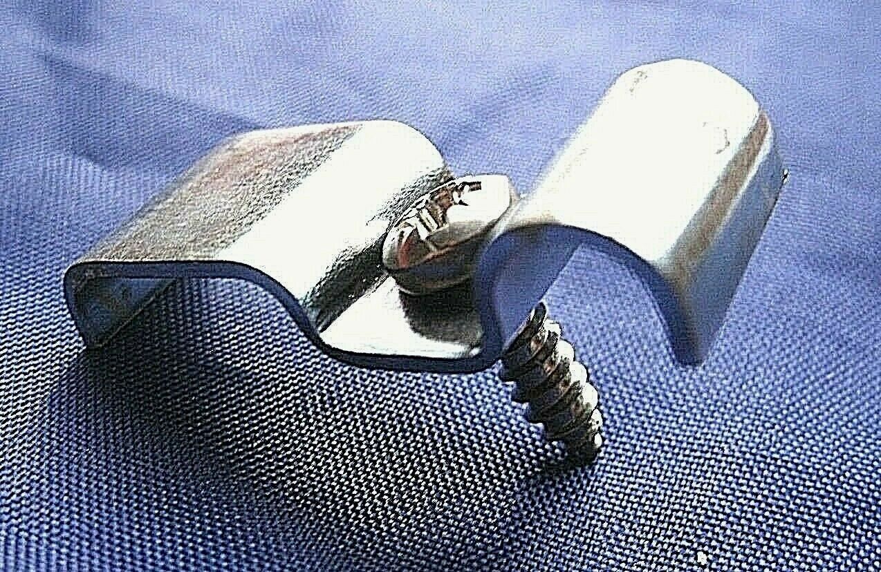 NEW Triumph TR6 5 4 3 2 Bulkhead & Chassis Brake Clutch Pipe Clip Clamp & Fixing