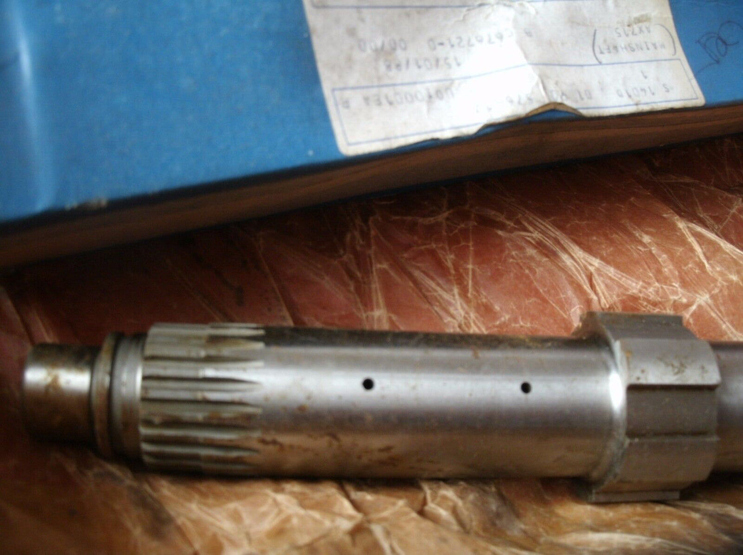 NOS ROVER V8 P6B MAINSHAFT FOR THE 4 SPEEDO MANUAL GEARBOX + MORGAN V8 NOS