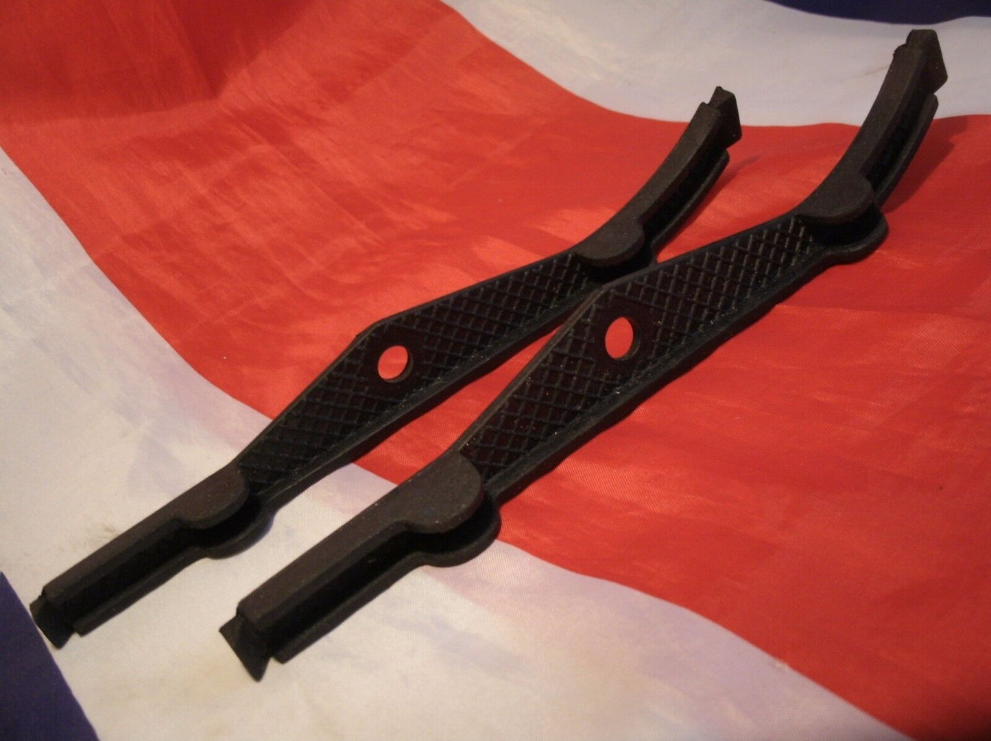 Rover P6 2000 * 2200 * 3500 * 3500s & NADA ONE PAIR OF DOOR MIRROR GASKETS