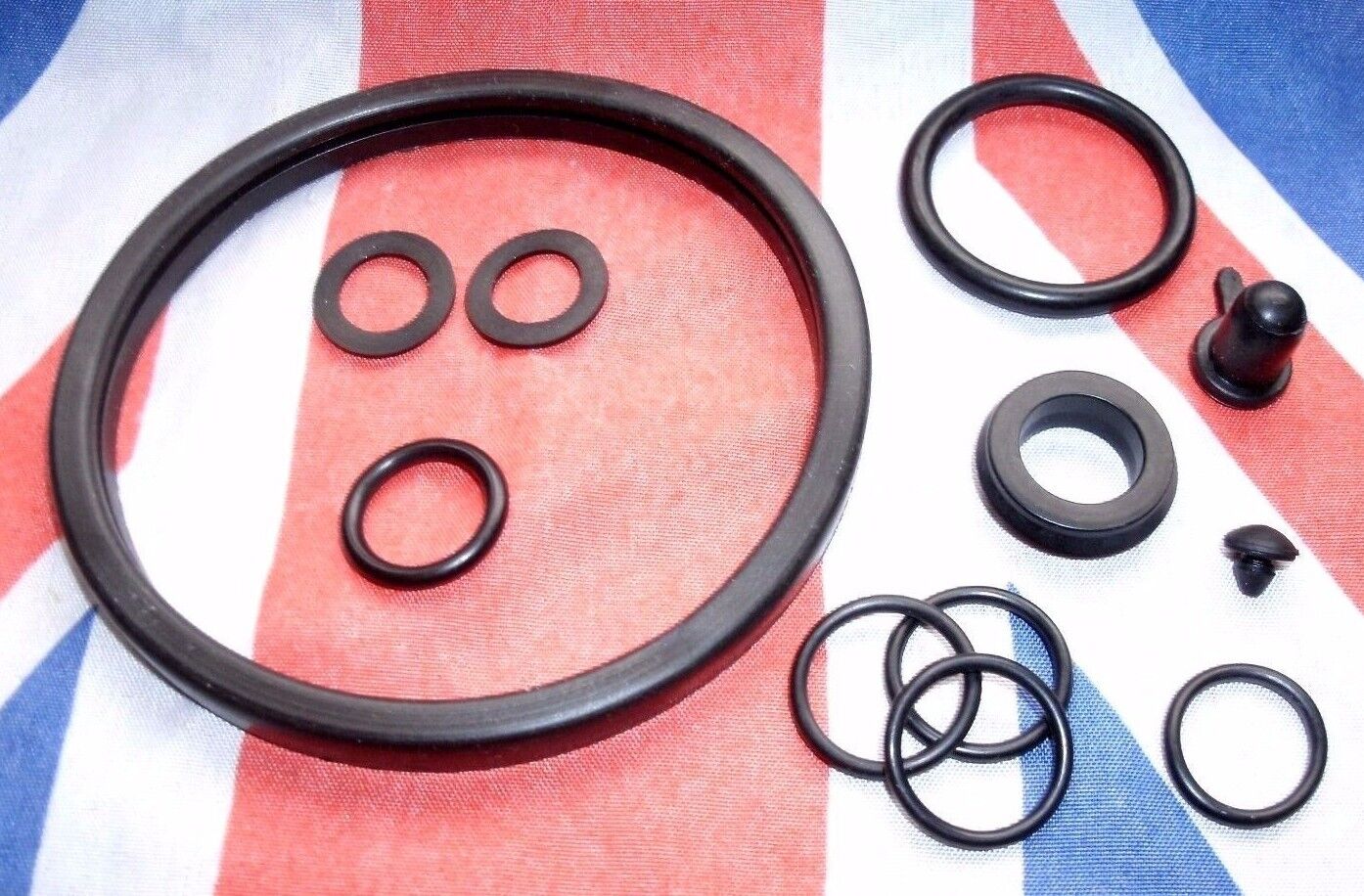 ROVER P6 2000 2200 3500 3500s ALL MODELS REAR BRAKE CALIPER SEAL KIT1966 to 1977