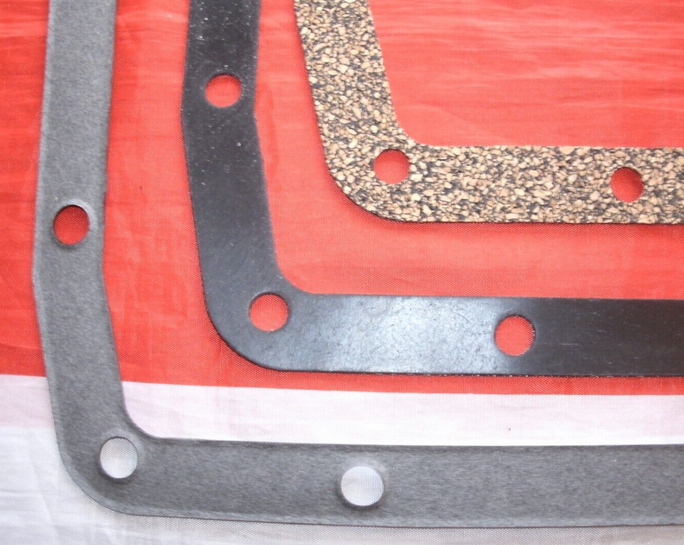 One New Range Rover V8 GEMs P38 Composite Sump Gasket For The 4.0  & 4.6 Engines