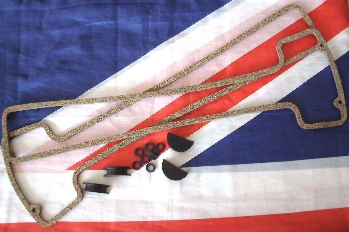 TRIUMPH TR7 2 LITRE NEW CORK ROCKER COVER GASKET,