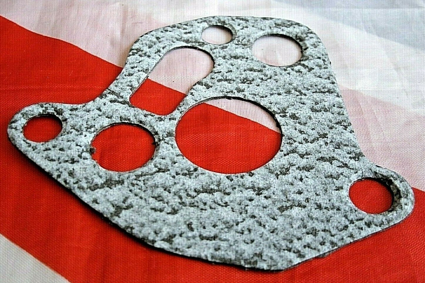 One New I/Q Ford ESCORT OHV Oil Pump Filter Housing Gasket Thickness 1m 6649