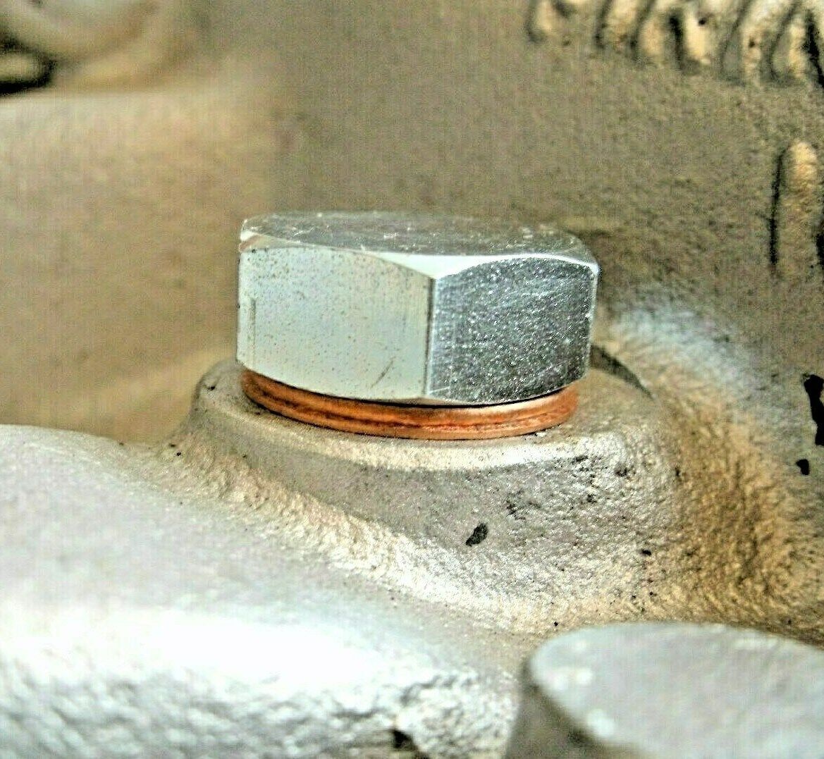 Rover V8 Carburettor Inlet Manifold Blanking plug & copper washer 603224  232043