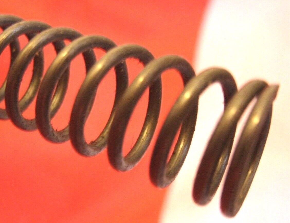 NOS SERIES 1.2.3 LAND ROVER OIL PRESSURE RELIEF VALVE SPRING PLUNGER & BALL KIT.