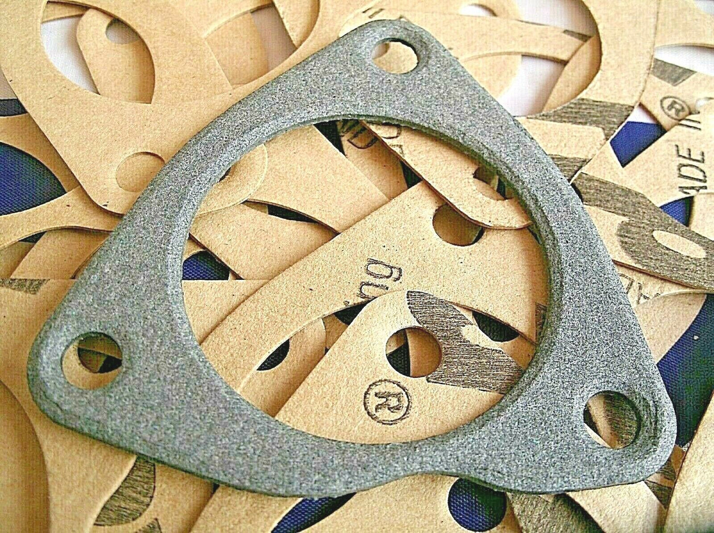 ONE NEW IMPROVED QUALITY S, 1,2 & 3 NADA LAND ROVER 2.6cc THERMOSTAT GASKET