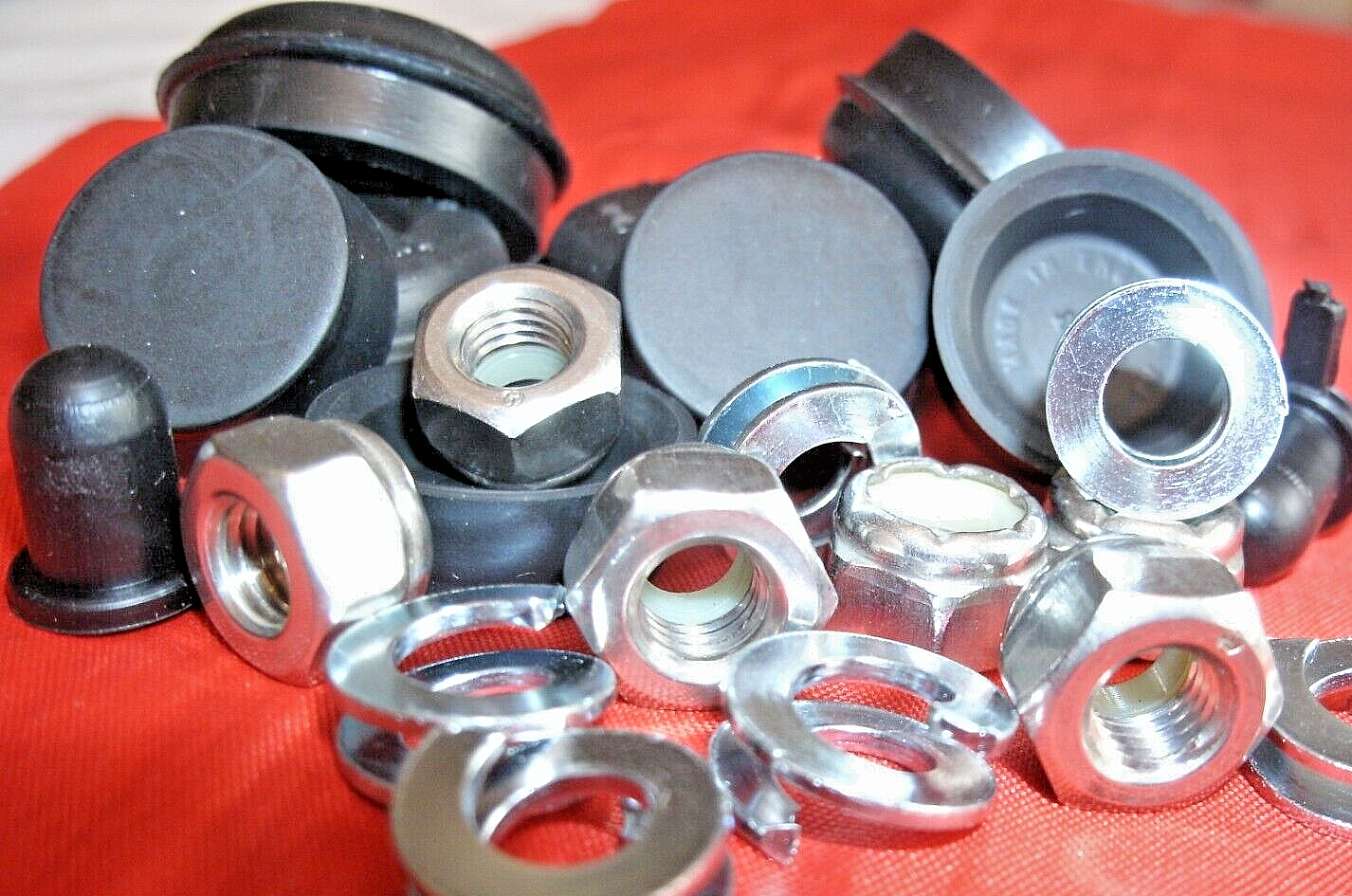 1 Rover P4 Rear Brake Cylinders Car set Rubber Seals & Lock nuts Special Washers