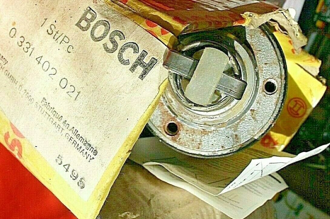 One Only Original BOSCH 0331402021 Solenoid Switch 24 V 170 New Old Stock + box.