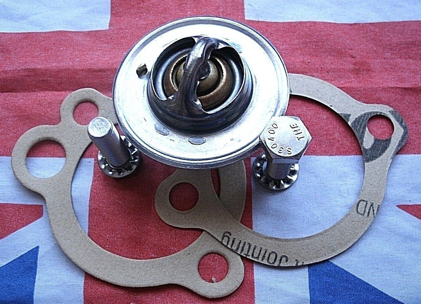 Rover V8 Thermostat & Improved 1/16" Gasket Kit All models & Years Carb & EFI