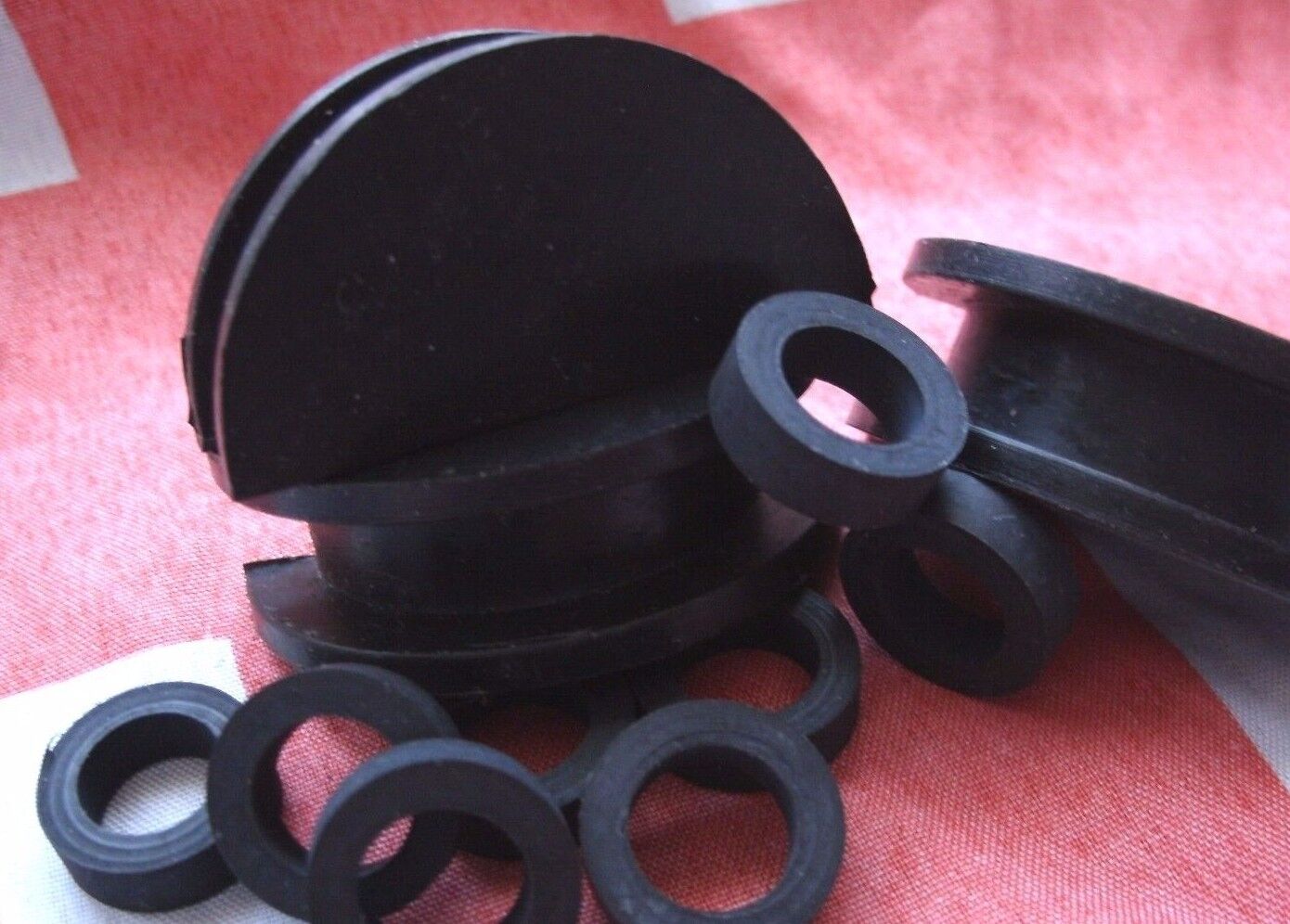 TRIUMPH 1850 DOLOMITE NEW RUBBER ROCKER COVER GASKET With HALF MOON END SEALS