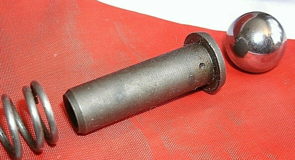 NOS ROVER P4 95,100 110 OIL PRESSURE RELIEF VALVE SPRING PLUNGER & BALL KIT.