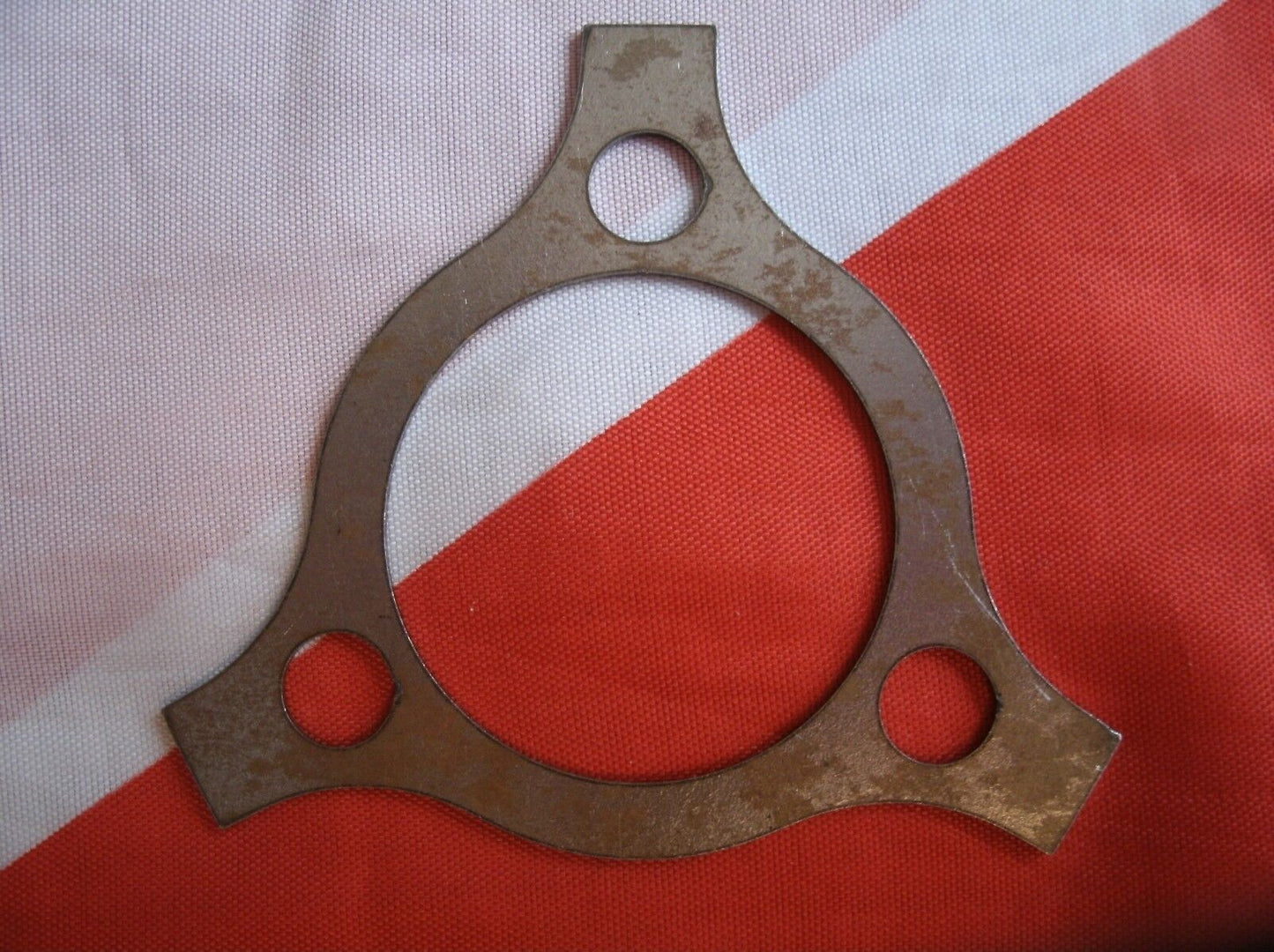 New Rover P4 Flywheel to Crankshaft Lock Tab Two Bolt One Only