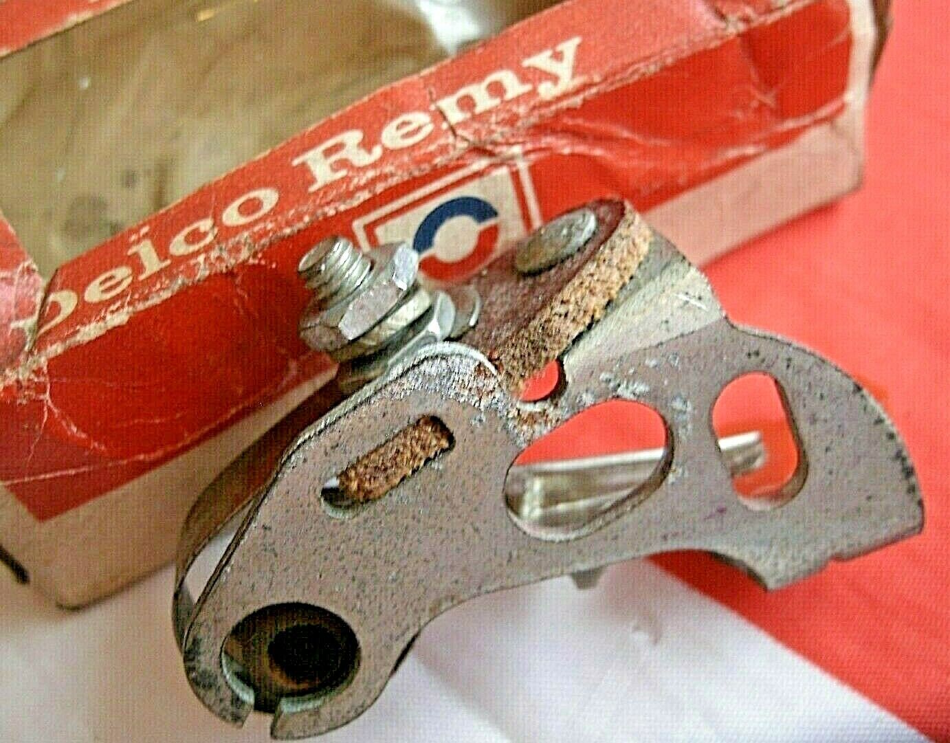 One Set Of NOS Delco Remy POINTS - CONTACT SET D 703 P 1938330 made in the USA