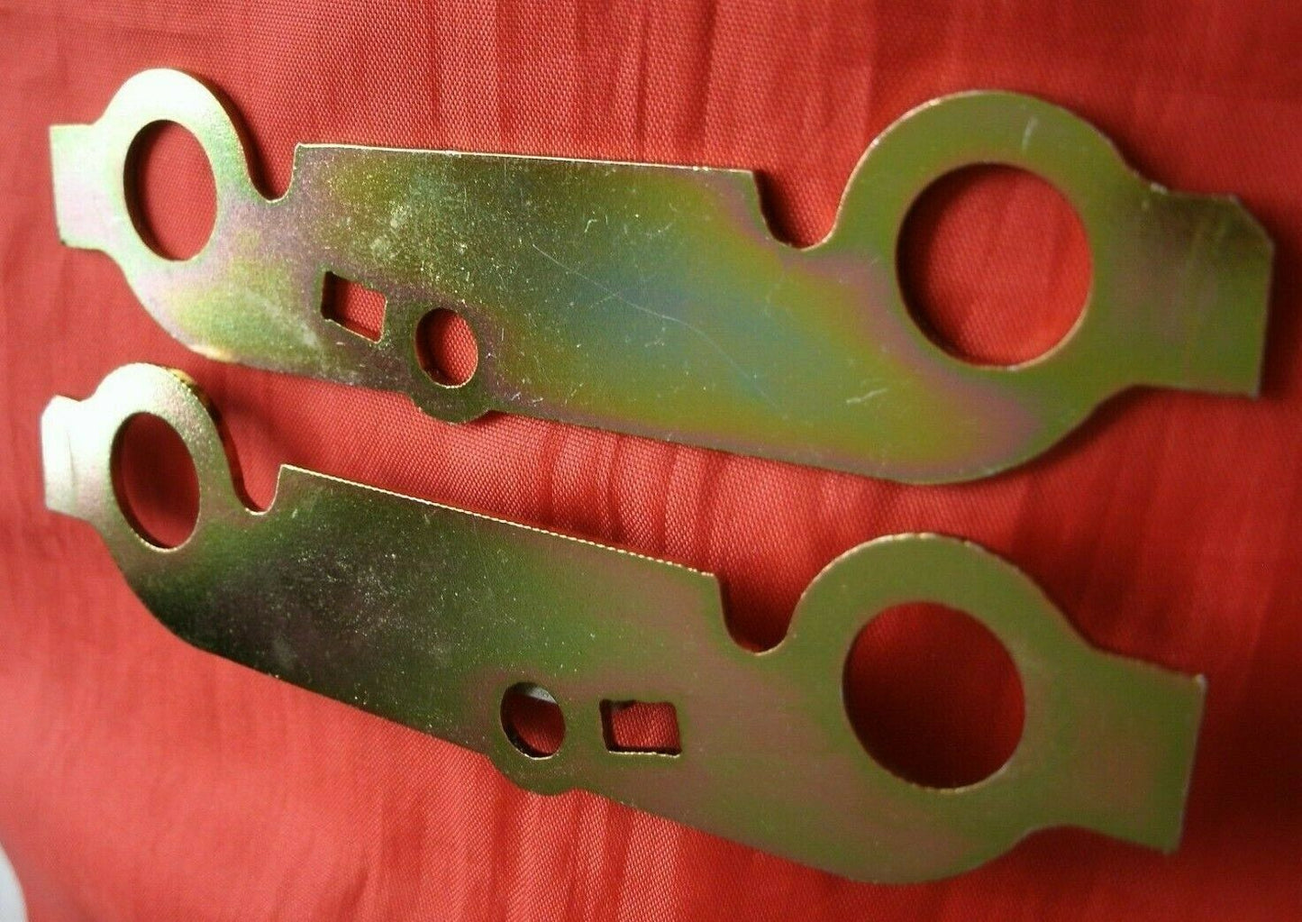 Mercedes rear brake caliper lock tabs kit 2 TAB 1970 to 1980 SL,SLC E & C CLASS