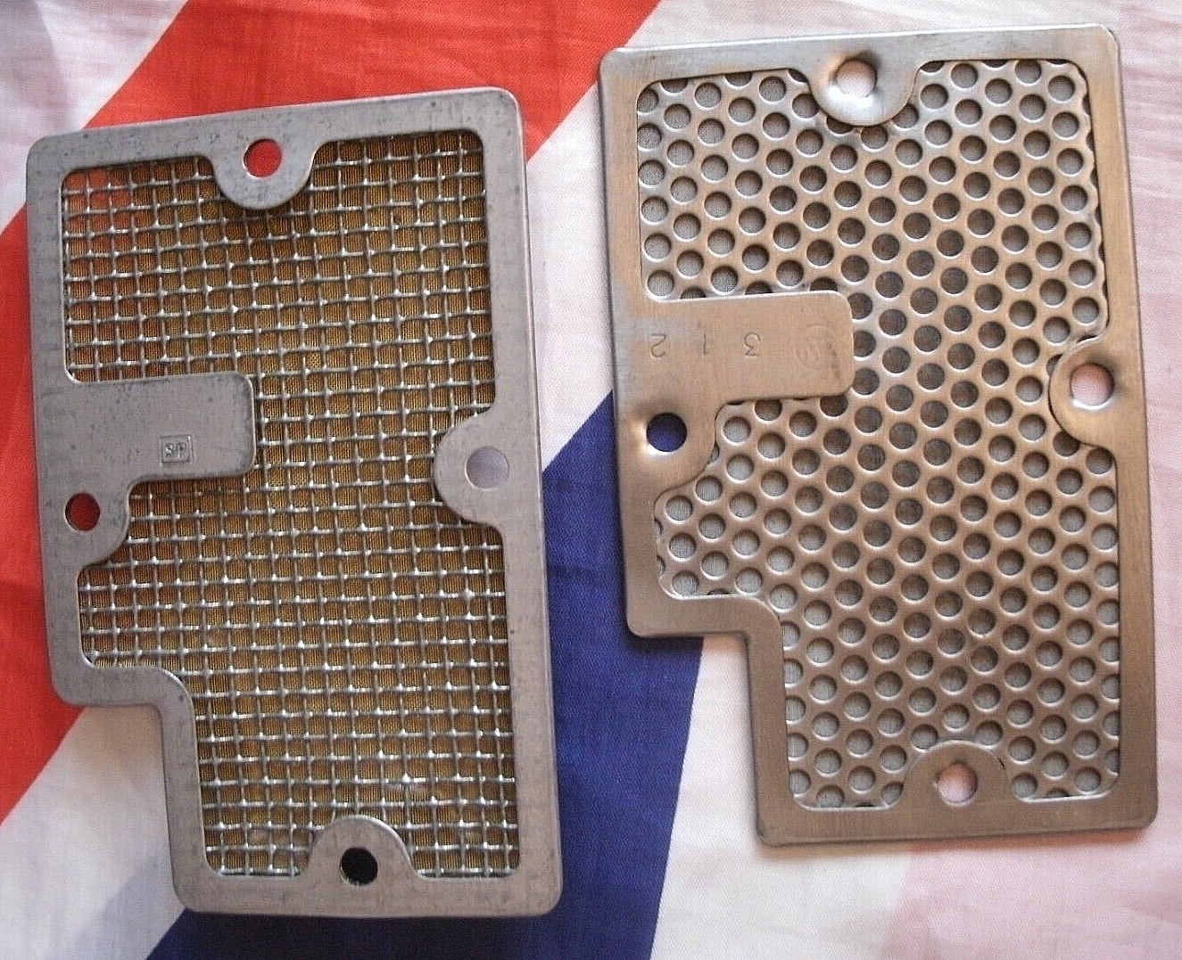 ONE Pair of Borg Warner 35 Automatics Gearbox Oil Filters For The ROVER P6B V8