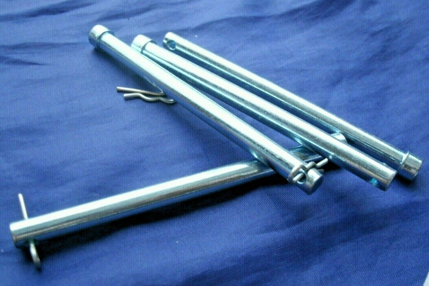NEW ROVER P5 3 LITRE COUPE SALOON 1959-1967 ONE FRONT BRAKE CALIPER PAD PIN KIT