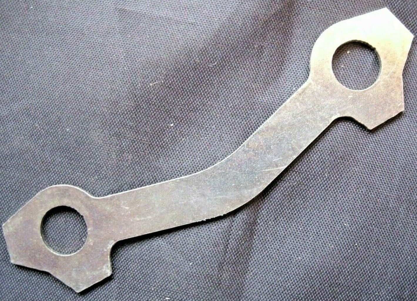 New Ford Escort MK1,2 Capri MK 1,2,3 Cortina MK2 Set Of 4 Engine Mount Lock Tabs